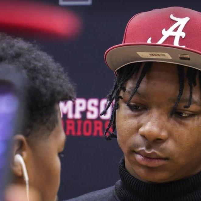 Deputies: Alabama player drove 141 mph to evade traffic stop